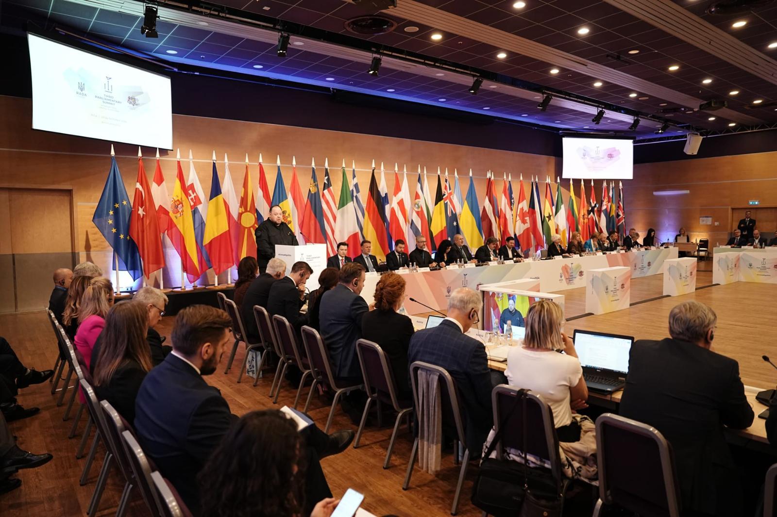 Participarea vicepreședintelui Senatului, Sorin-Mihai Cîmpeanu, la cel de-al  treilea Summit Parlamentar al Platformei Internaționale Crimeea
